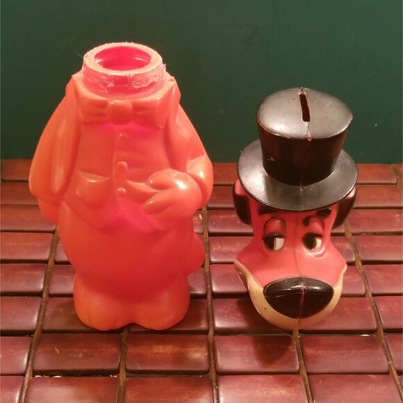 Vintage Hanna-Barbera Red Huckleberry Hound Plastic Coin Bank Knickerbocker 10" - Picture 5 of 6